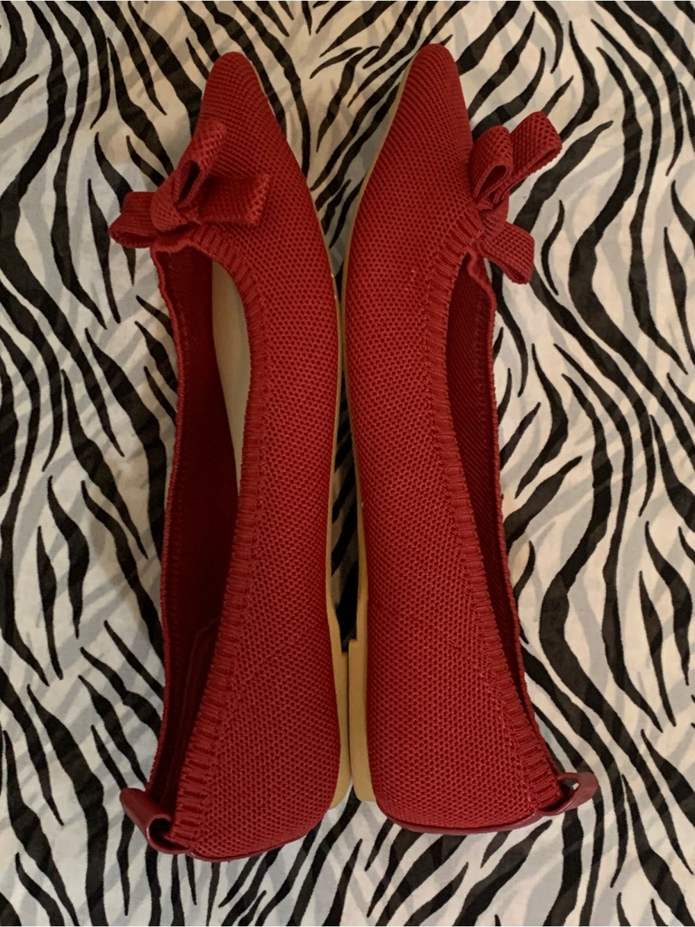 Tahari Athens Ballet Flats - Picture 6 of 9